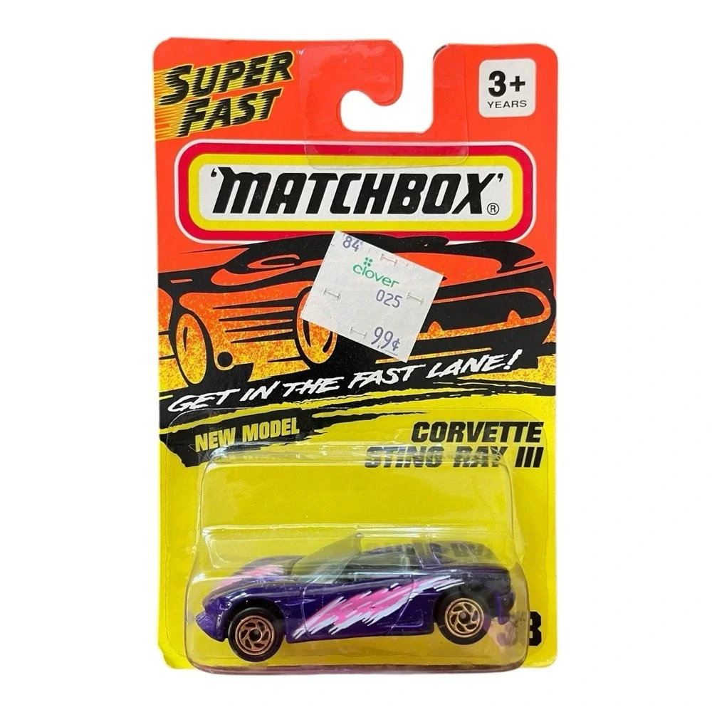 Corvette Sting Ray III Matchbox New Model #38 1:64 Scale‎ Die Cast
